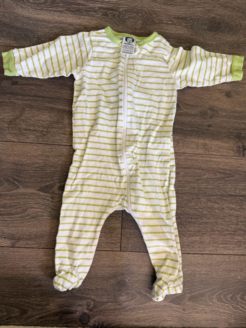 Sz 0-3m gerber Green Stripe Footed One-Piece Pajamas